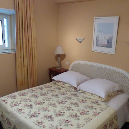 Hotel L'Olivier - Piscine & Parking Cannes Ngoại thất bức ảnh