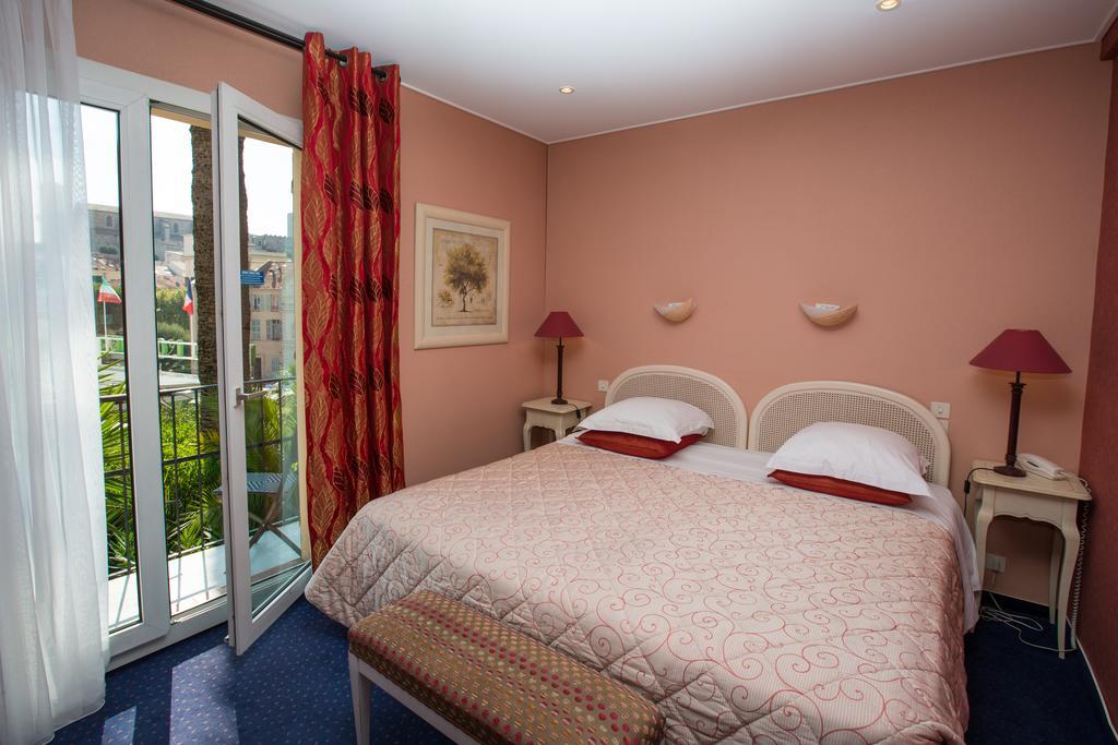 Hotel L'Olivier - Piscine & Parking Cannes Ngoại thất bức ảnh