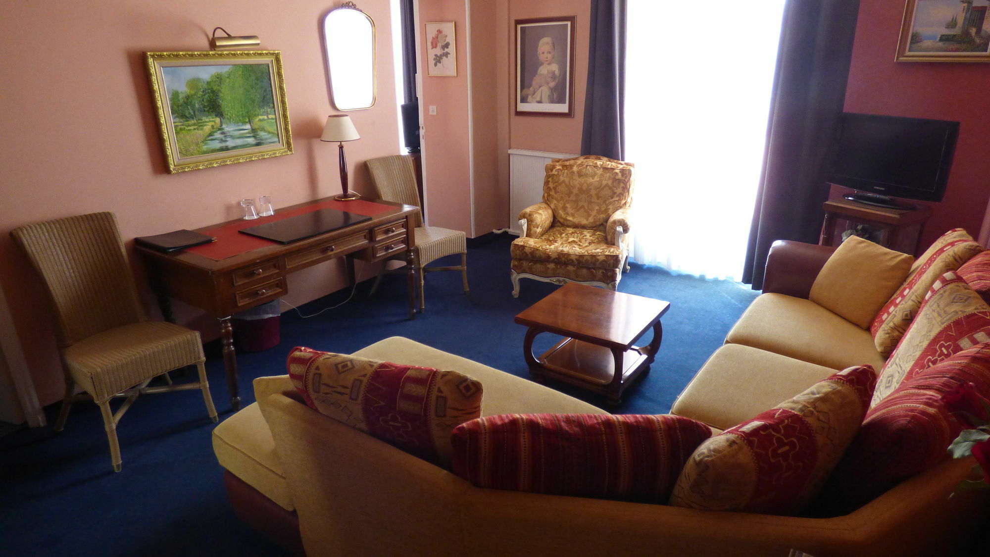 Hotel L'Olivier - Piscine & Parking Cannes Ngoại thất bức ảnh