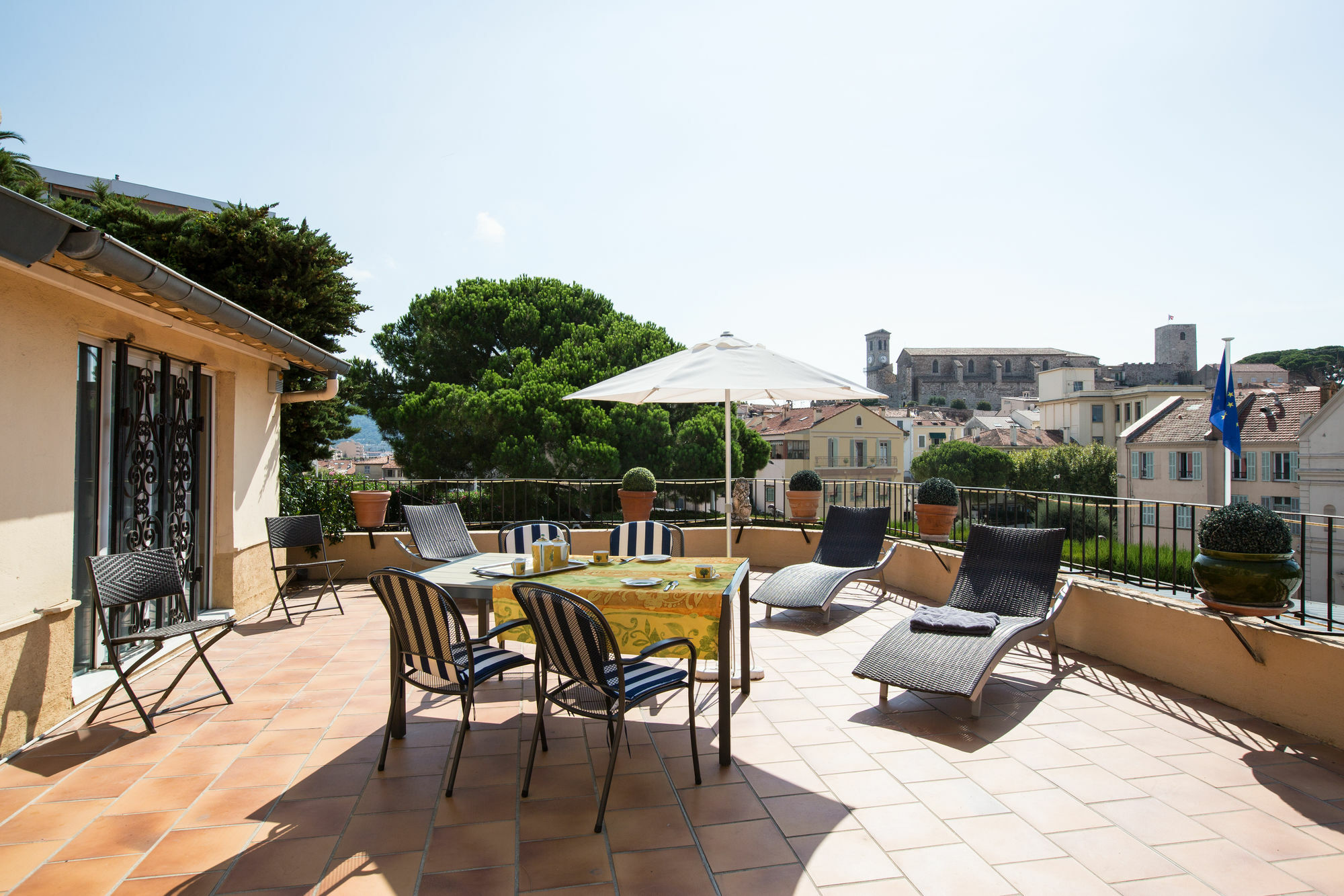 Hotel L'Olivier - Piscine & Parking Cannes Ngoại thất bức ảnh