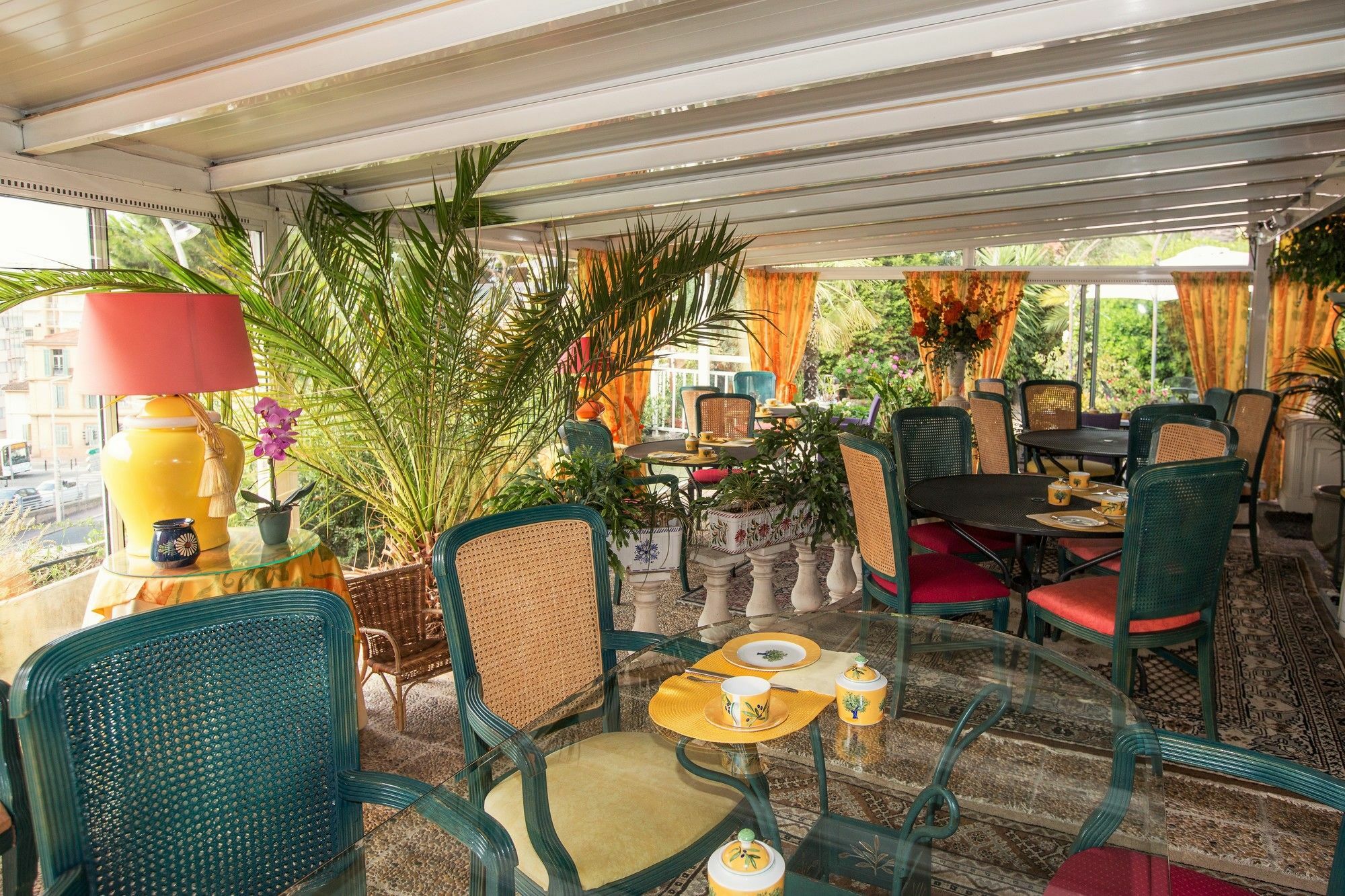 Hotel L'Olivier - Piscine & Parking Cannes Ngoại thất bức ảnh