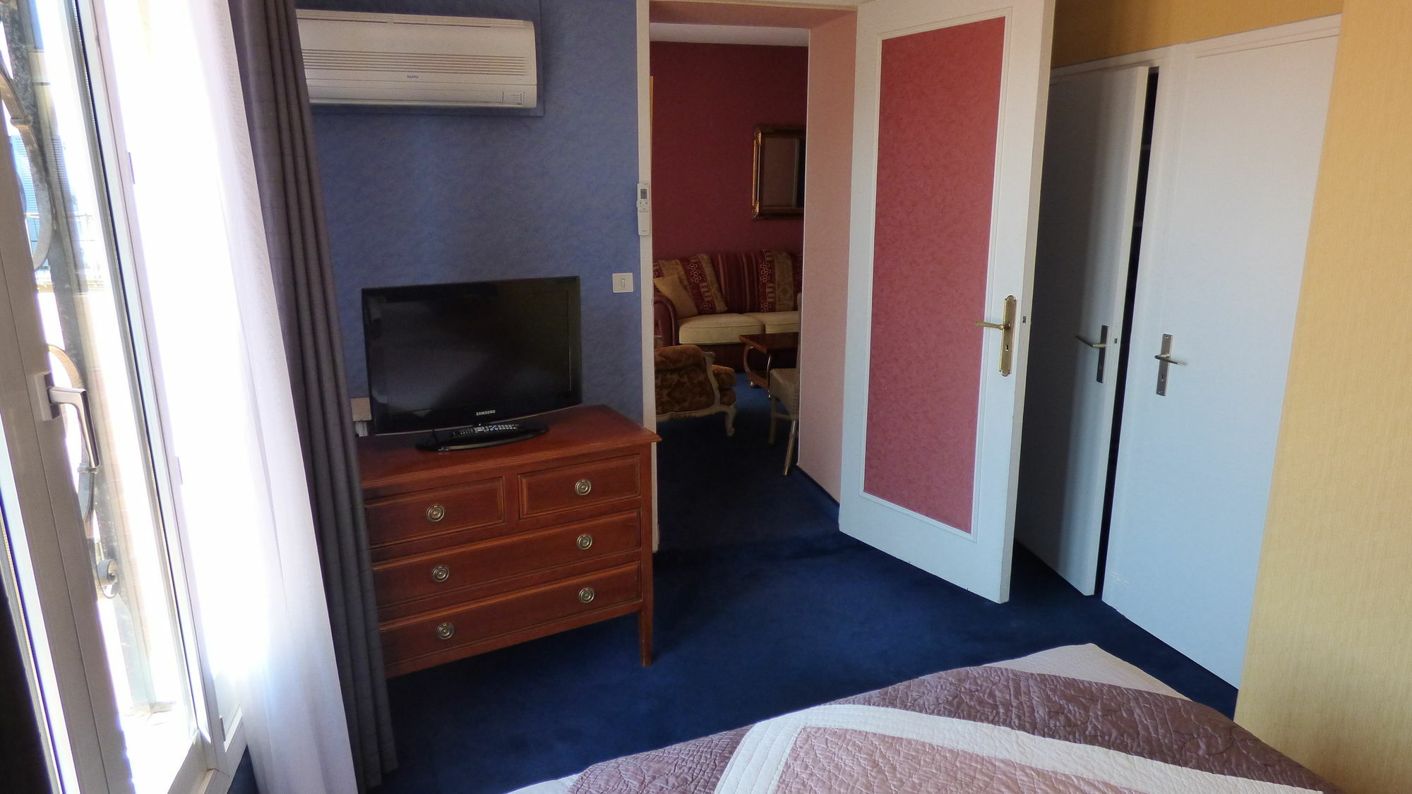 Hotel L'Olivier - Piscine & Parking Cannes Ngoại thất bức ảnh